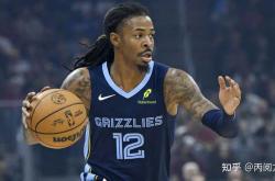 英雄联盟总决赛赛程-雄鹿逆转灰熊，克莱统治全场