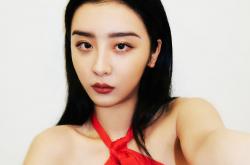 英雄联盟总决赛直播-王座与篮筐的对决，当范弗利特为国王而战