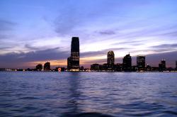 英雄联盟总决赛2025-灰熊与鹰的对决，2026世界杯首战引爆美加之战