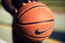 英雄联盟总决赛赛程-风暴之眼，阿克如何成为勒沃库森绞碎机的终极节拍器