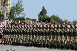 英雄联盟总决赛门票-绿茵场与外交场，一场自我救赎与一场国家破局