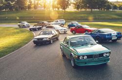 英雄联盟总决赛2025-门将手套握住方向盘？当足球锋霸在F1赛道上演超车大戏